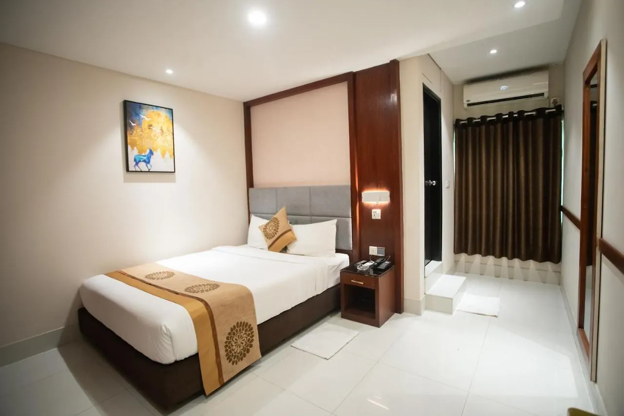 ****  Jatra Hotel Grand Royal Dhaka Bangladesh